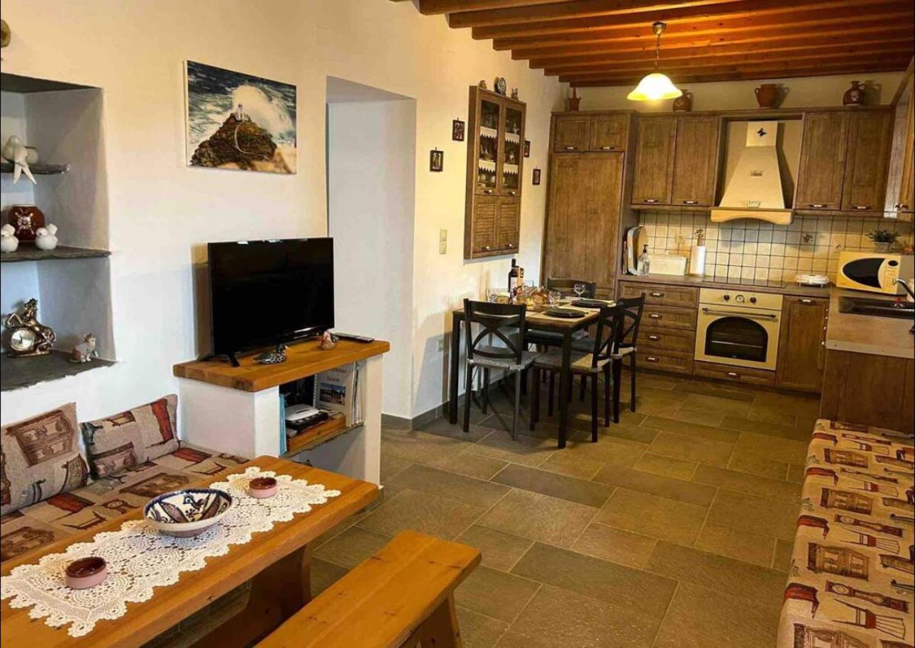 Apartamento Diavrouxas House In Sifnos Cherronisos  Exterior foto